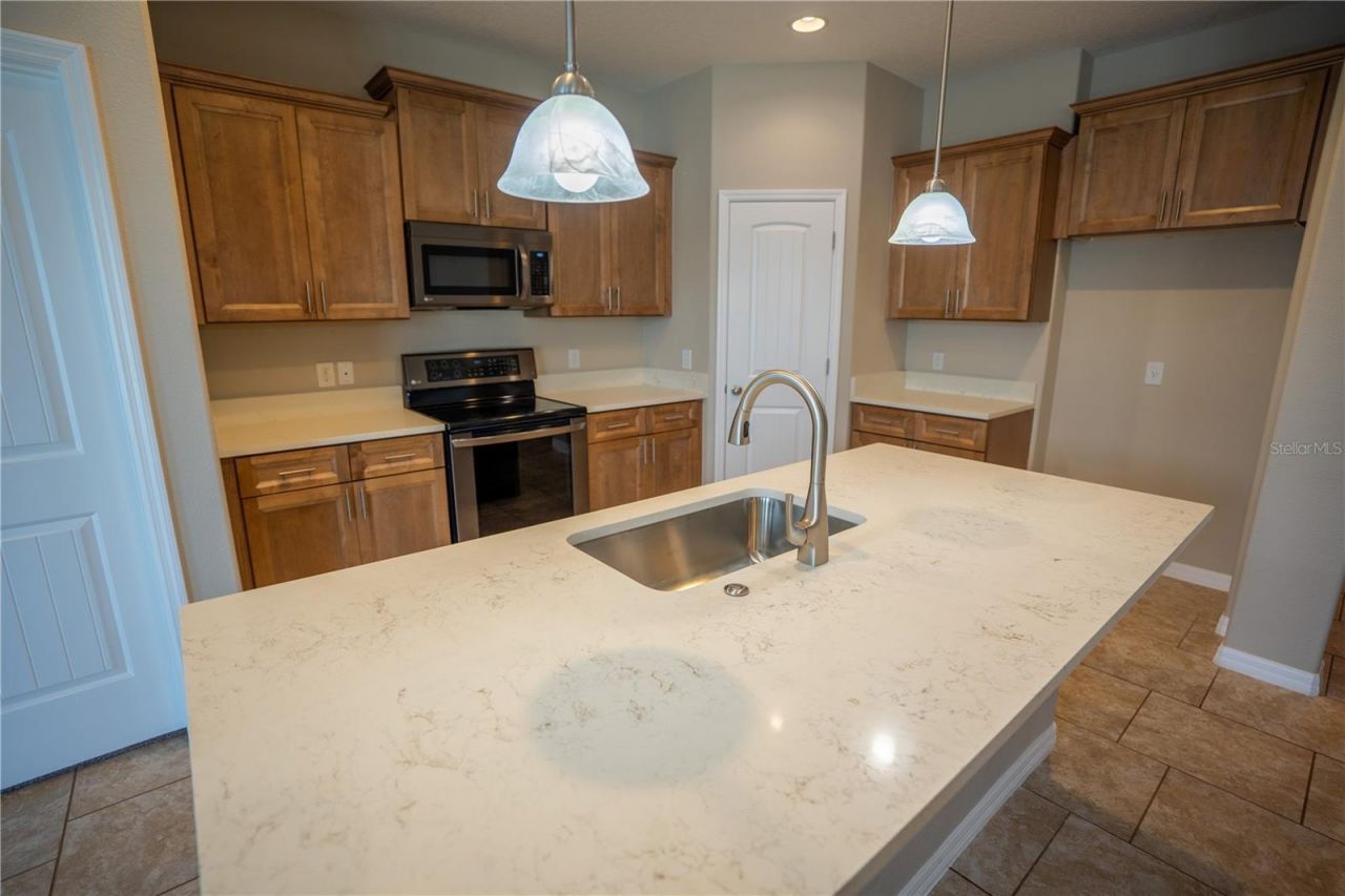 1860 Skyview Drive, Auburndale, FL 33823 Photo