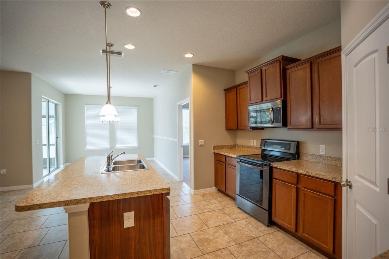 1860 Skyview Drive , Auburndale, FL 33823 Photo