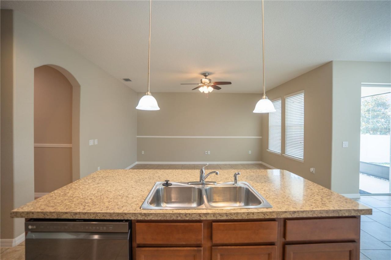 1860 Skyview Drive , Auburndale, FL 33823 Photo