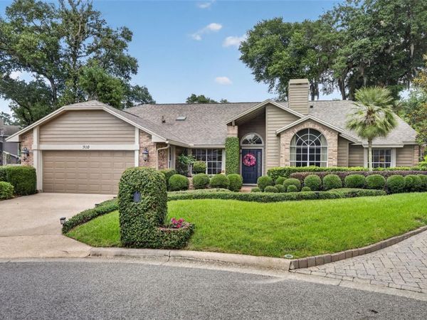 910 BEARDED OAKS TERRACE , LONGWOOD, FL 32779