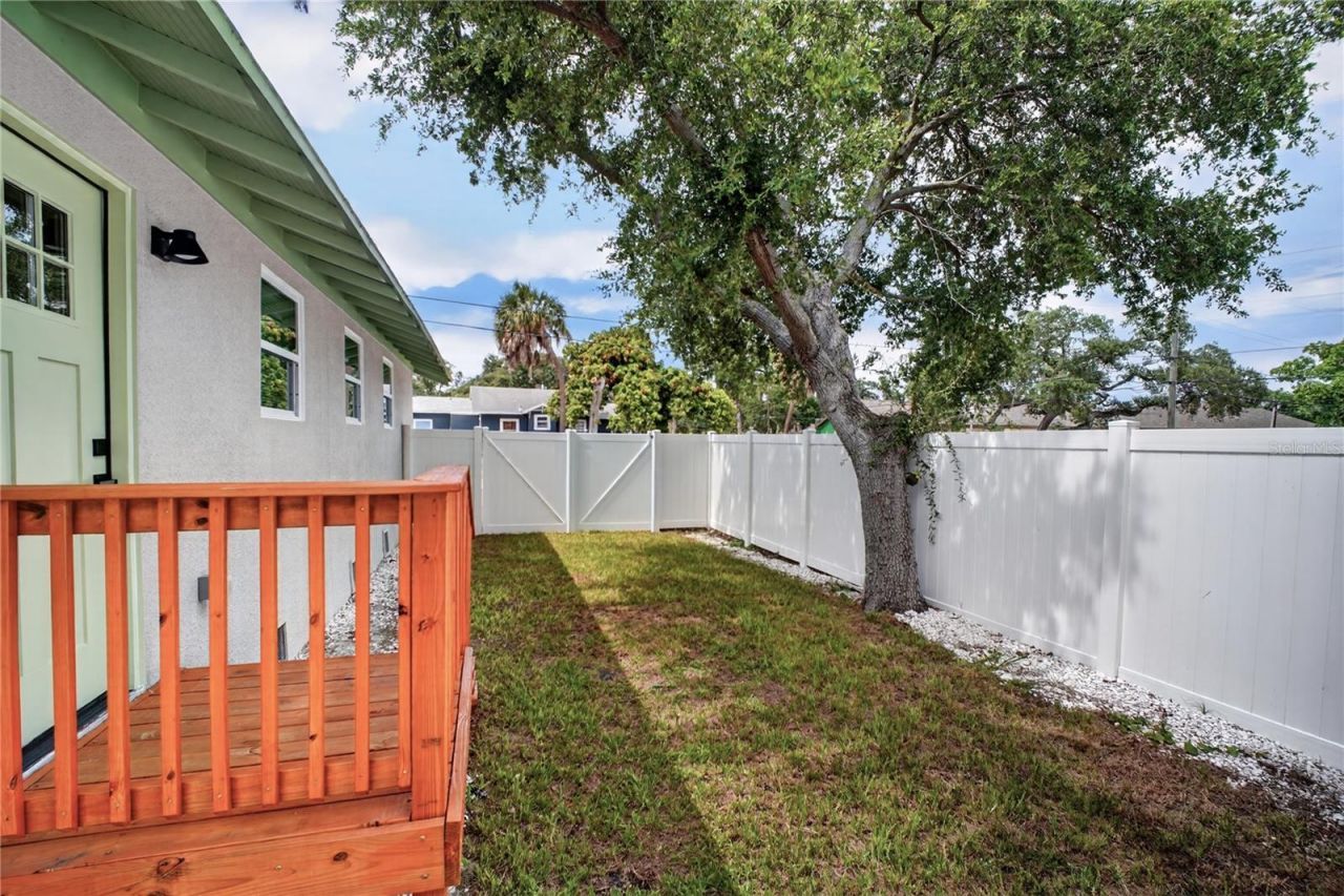 1214 20th Avenue S, Saint Petersburg, FL 33705 Photo