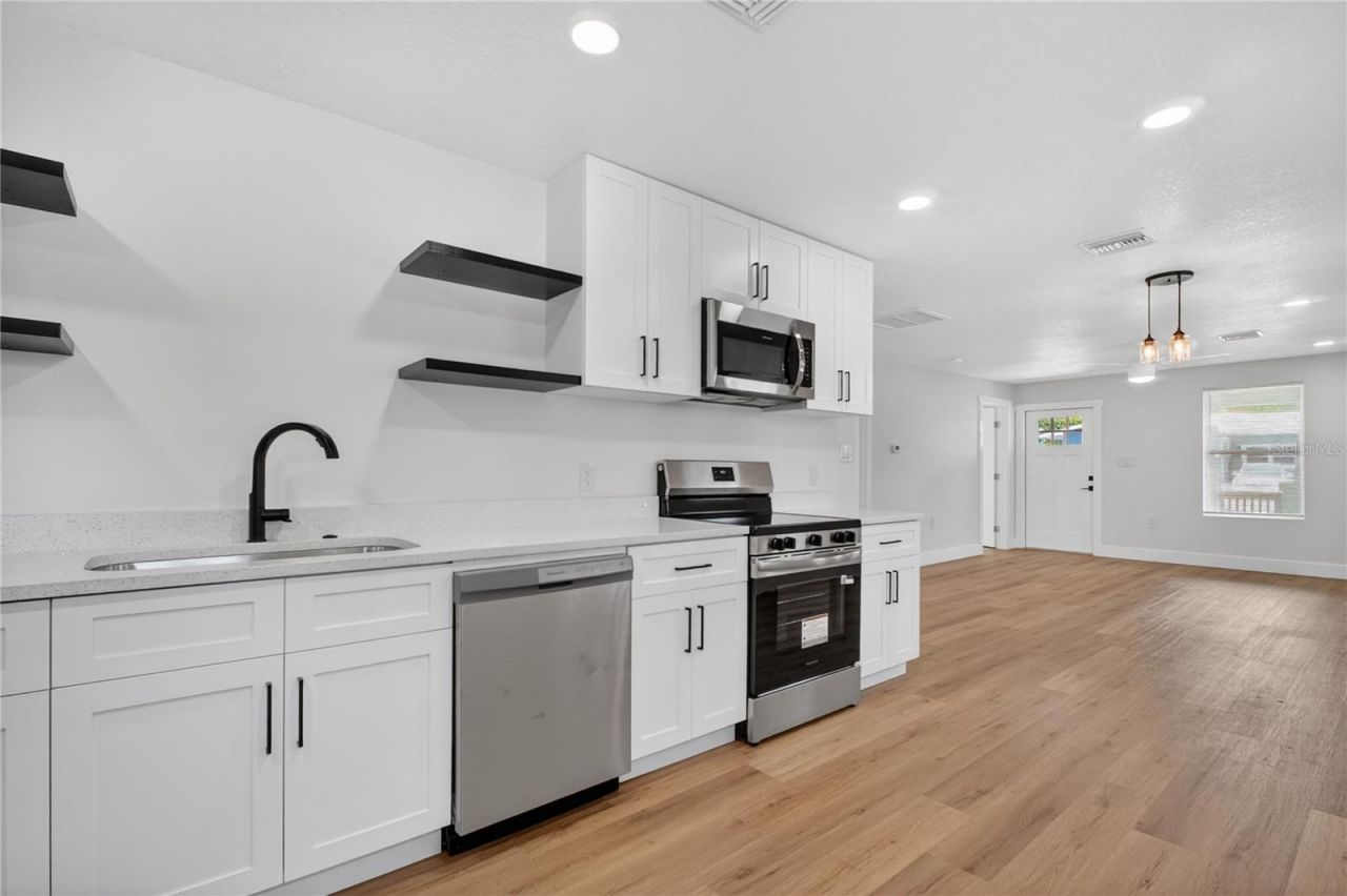 1214 20th Avenue S, Saint Petersburg, FL 33705 Photo