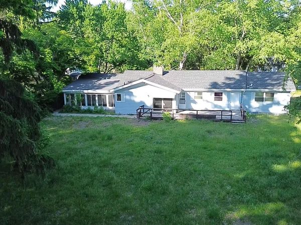 171 Dennis Avenue, Fruitport, MI 49415