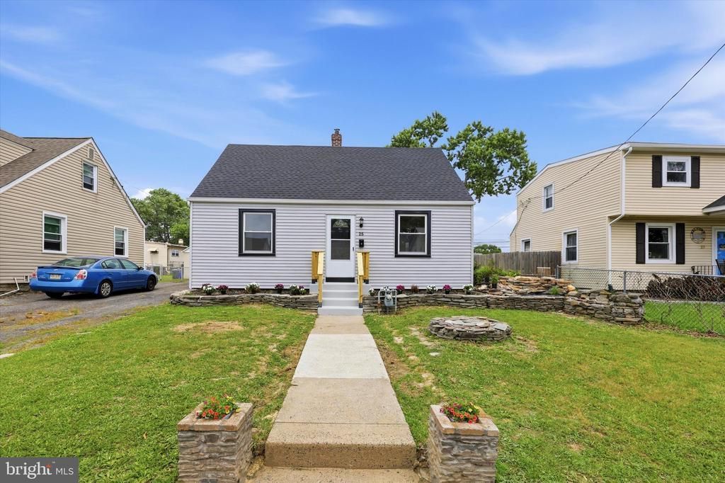 25 N MARTIN LANE, NORWOOD, PA 19074