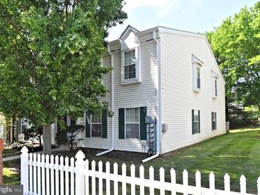 1108B JEFFERSON COURT , LANSDALE, PA 19446