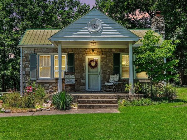 1018 S Graycroft Ave, Madison, TN 37115