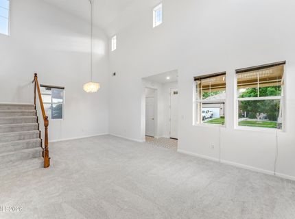 10548 Twin Bridges Way, Reno, NV 89521 Photo