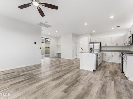 10548 Twin Bridges Way, Reno, NV 89521 Photo