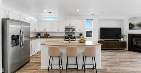 10548 Twin Bridges Way, Reno, NV 89521 Photo