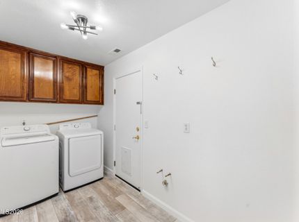 10548 Twin Bridges Way, Reno, NV 89521 Photo