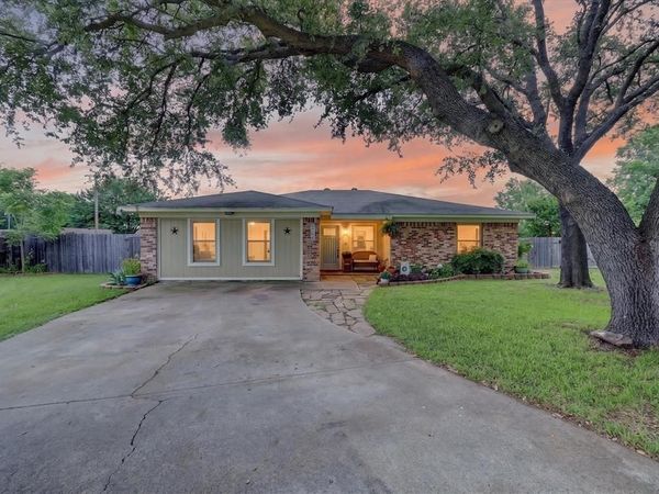 1145 S Timberline Drive, Benbrook, TX 76126