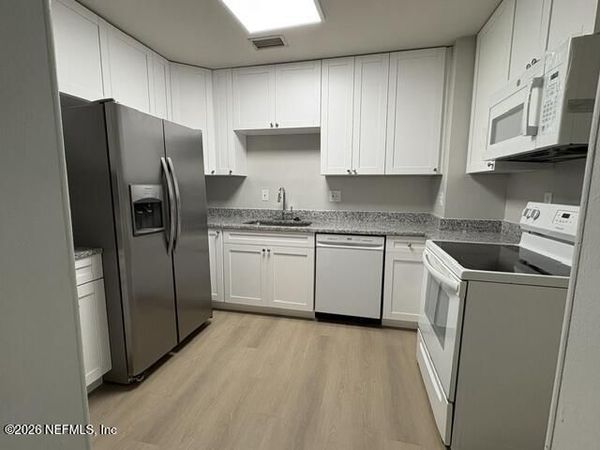 2331 HOLMES Street, Jacksonville, FL 32207