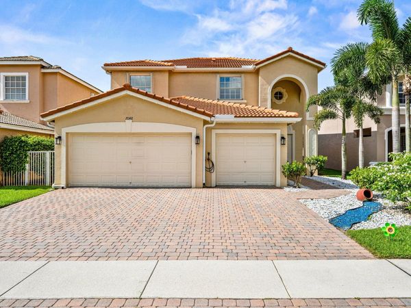 7048 Via Leonardo, Lake Worth, FL 33467