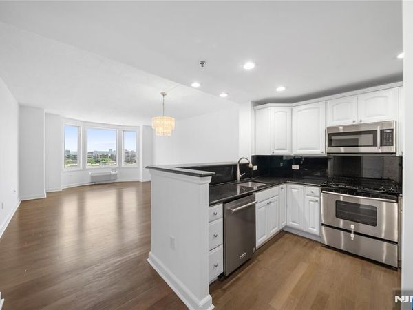 6408 City Place, EDGEWATER, NJ 07020