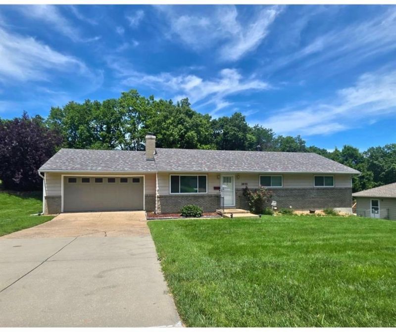 3910 NE 54th Street, Kansas City, MO 64119 Main Photo