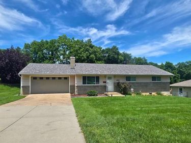 3910 NE 54th Street, Kansas City, MO 64119
