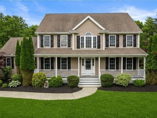 60 Morse Ave, Attleboro, MA 02703