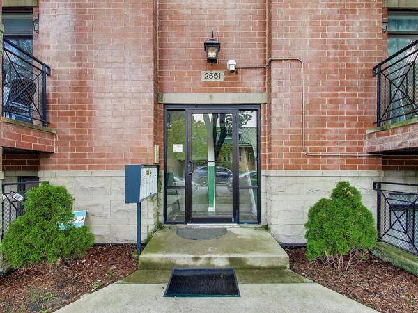 2551 W Arthur Avenue , Unit 1W, Chicago, IL 60645