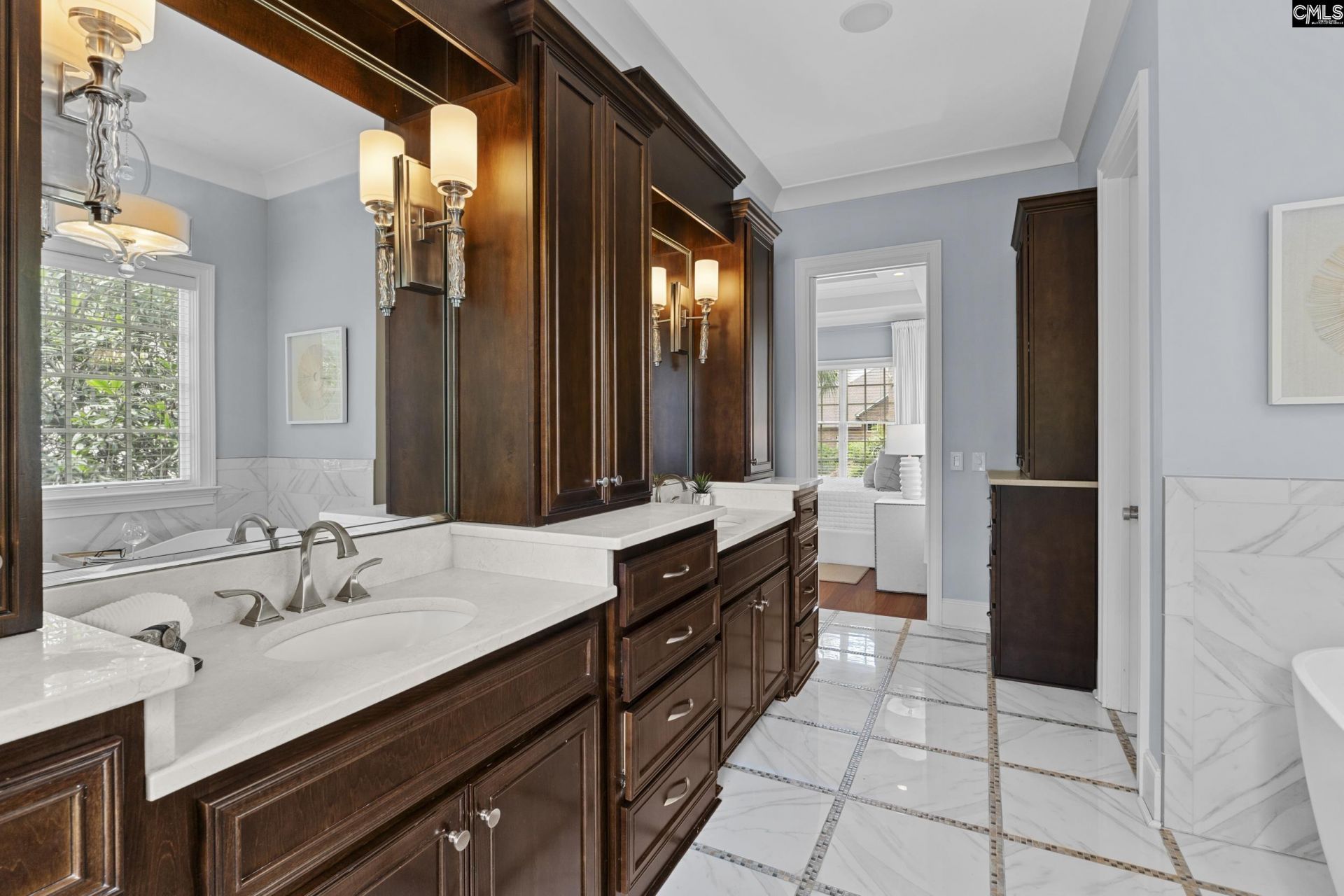 100 Tarawood Drive  Photo 28
