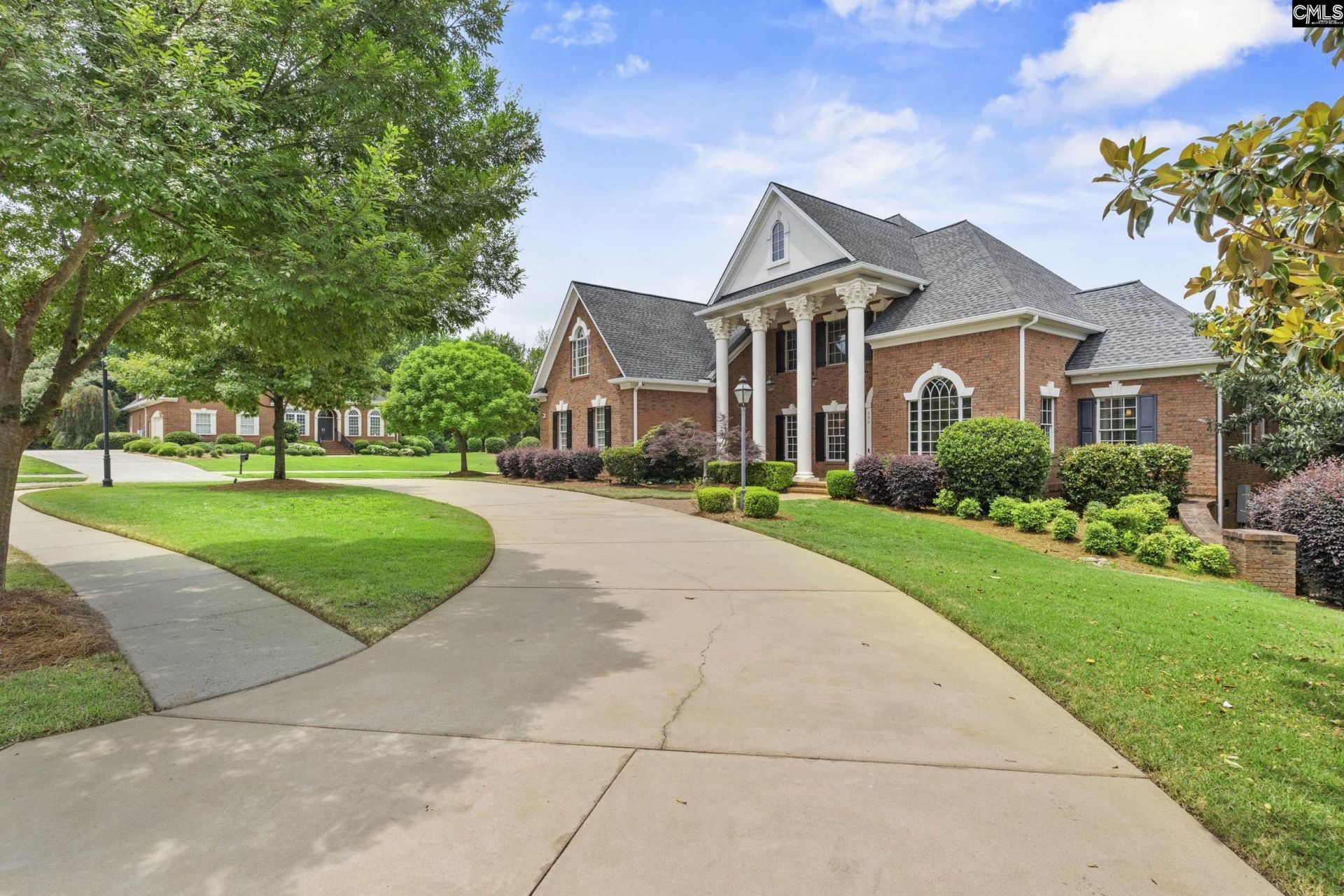 100 Tarawood Drive  Photo 4
