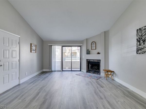 930 N Sloan Lane , Unit 202, Las Vegas, NV 89110