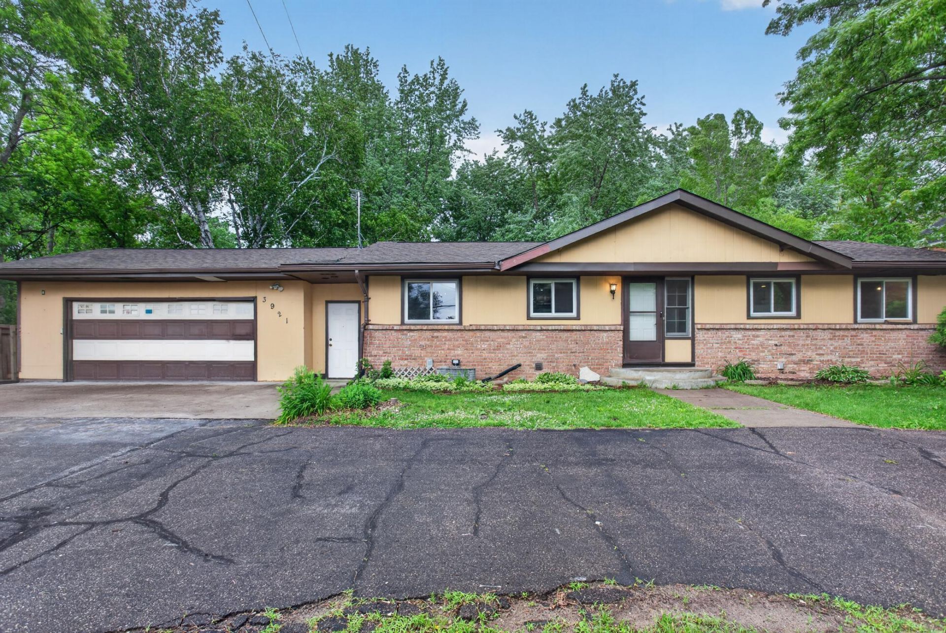 3921 Williston Road, Minnetonka, MN 55345