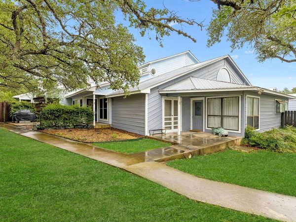 19 Deerfield DR, Unit 2, Wimberley, TX 78676
