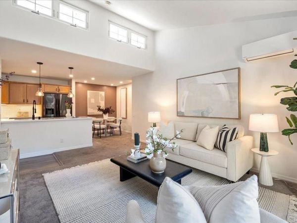 5404 Balboa Arms Dr, Unit 469, San Diego, CA 92117