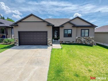 1463 W Lander Drive, Lincoln, NE 68521