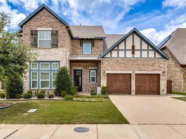 17605 Crabapple Court, Dallas, TX 75252