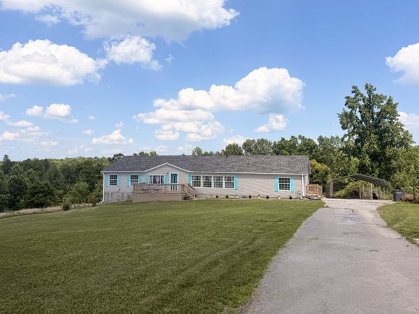 2657 Oak Grove Rd, Red Boiling Springs, TN 37150