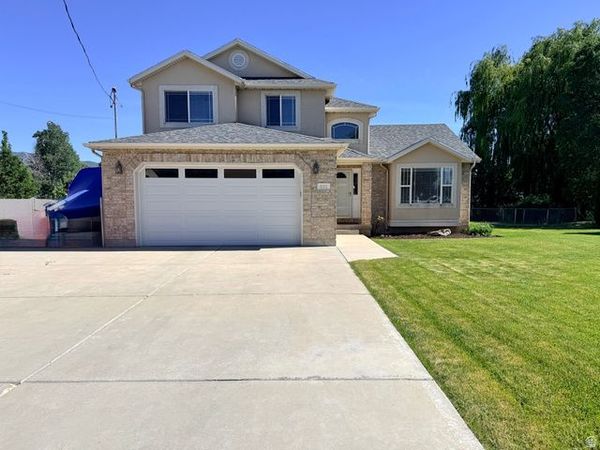 831 W PAGES LN, West Bountiful, UT 84087