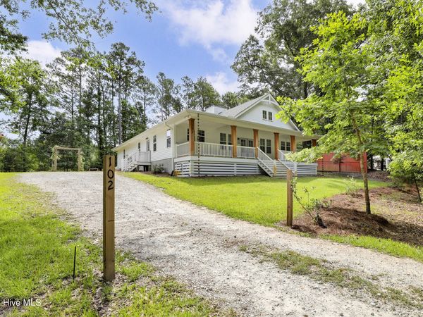 102 N Kingfisher Lane, Hampstead, NC 28443