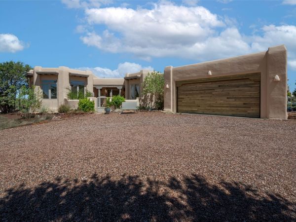 58 Balsa Road , Santa Fe, NM 87508