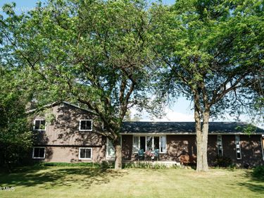 4022 N Berkey Southern Road, Berkey, OH 43504