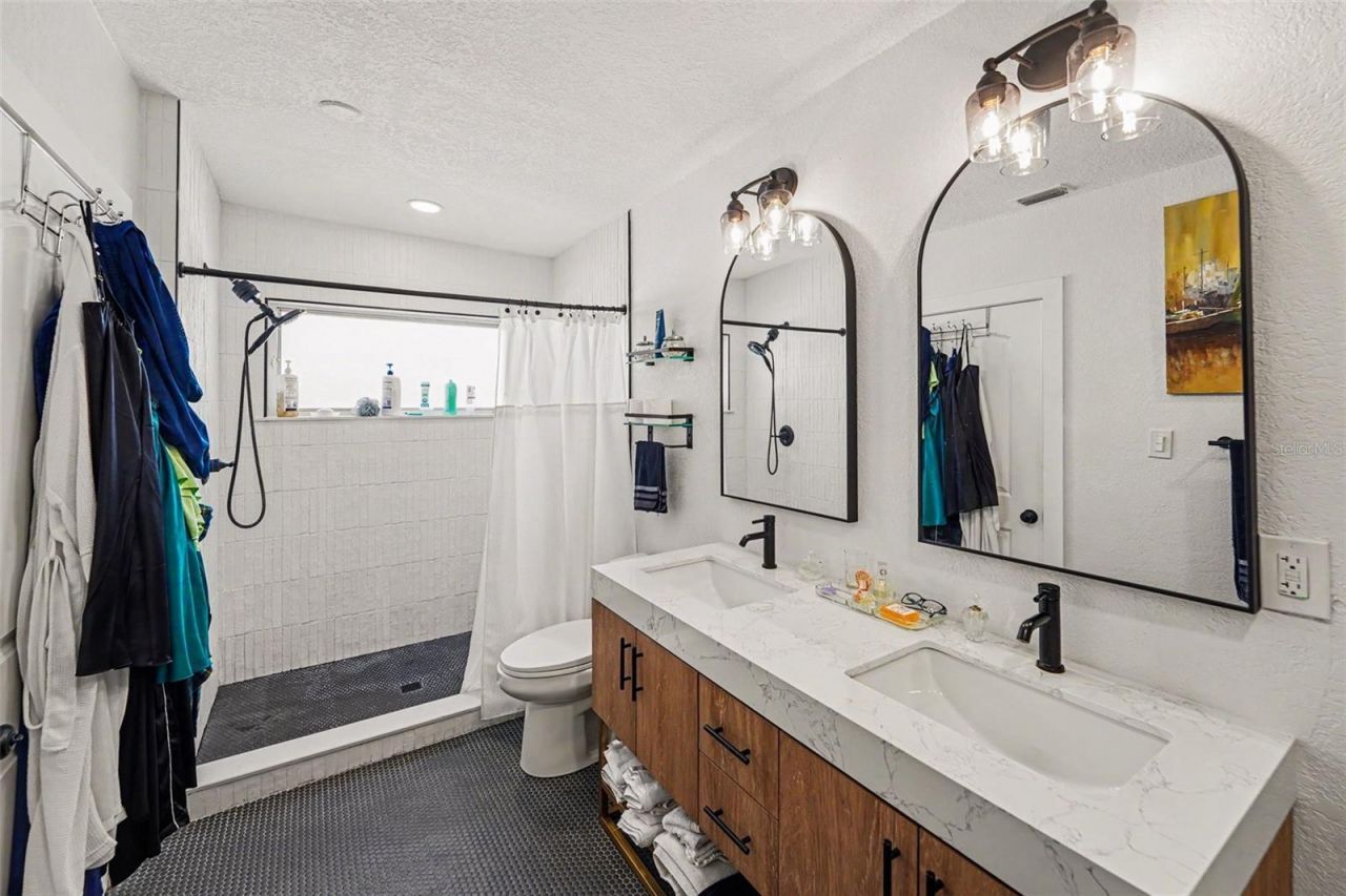 6825 11th Avenue N, Saint Petersburg, FL 33710 Photo