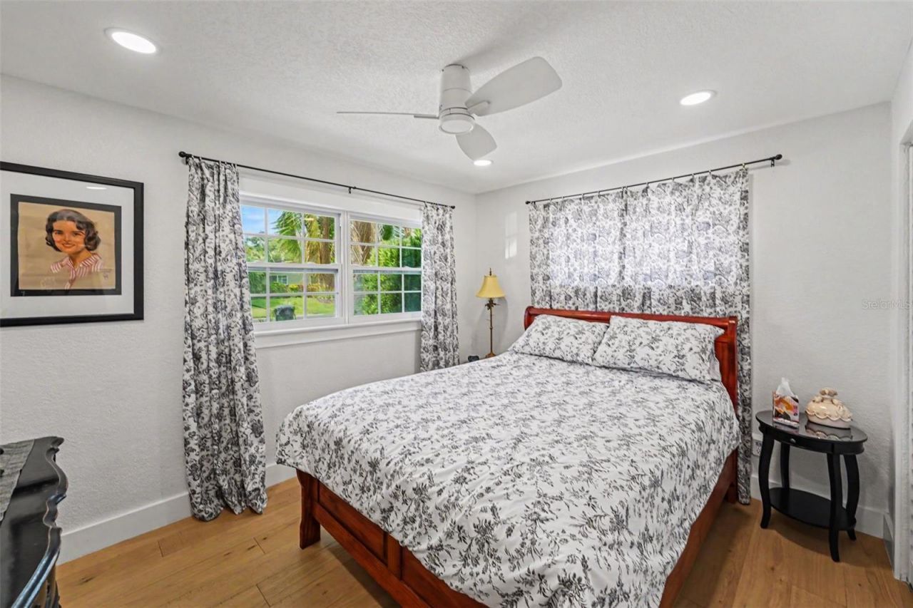 6825 11th Avenue N, Saint Petersburg, FL 33710 Photo