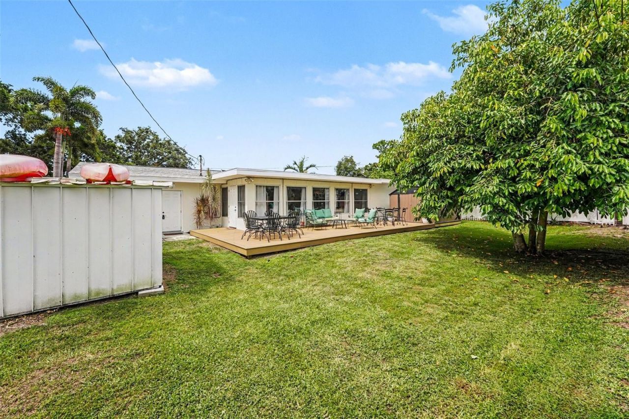 6825 11th Avenue N, Saint Petersburg, FL 33710 Photo