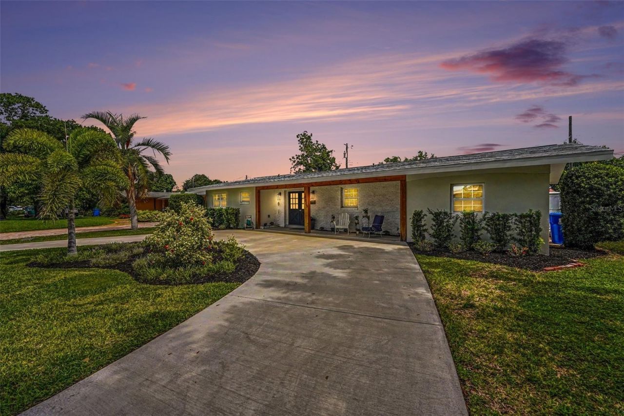 6825 11th Avenue N, Saint Petersburg, FL 33710 Photo