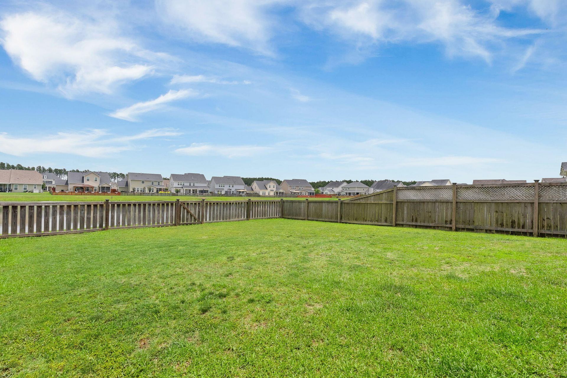 318 Saucer Road Photo 32