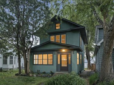 712 Cedar Lake Road S, Minneapolis, MN 55405
