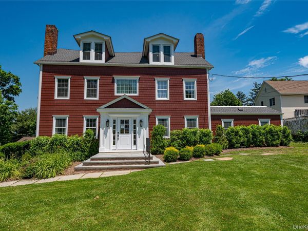 68 Nassau Road, Huntington, NY 11743