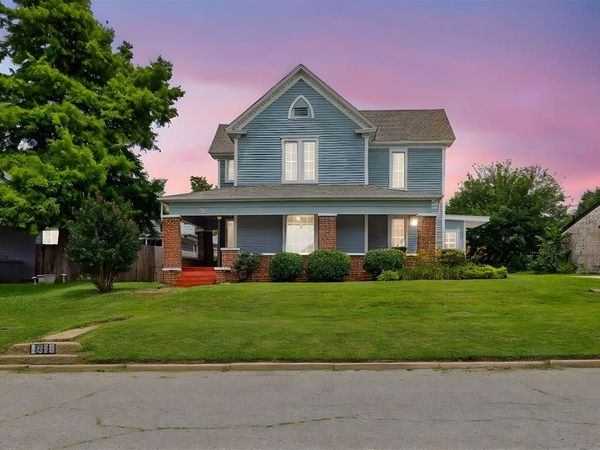 811 S Barker Avenue, El Reno, OK 73036