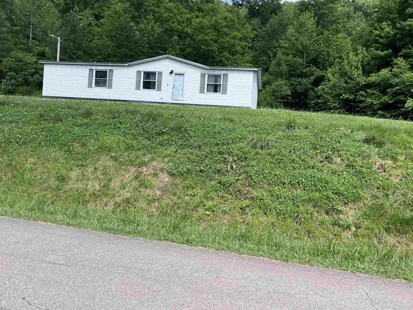 2547 Aden , Olive Hill, KY 41164