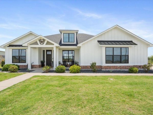 16649 Sypert School RD, Holland, TX 76534