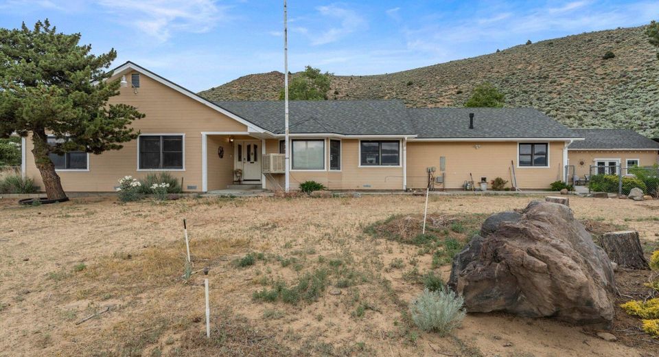 445 Sparrow Way, Washoe Valley, NV 89704 Photo