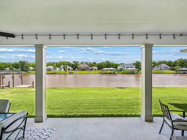 11440 River Highlands Drive, St Amant, LA 70774