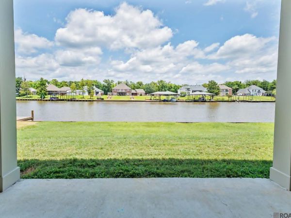 11440 River Highlands Drive, St Amant, LA 70774