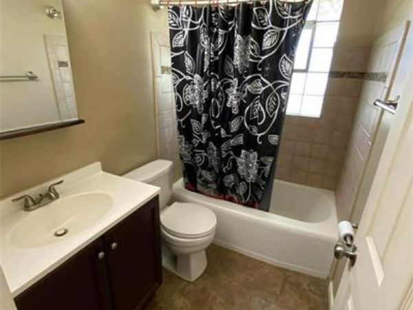 11699 Larimore Road , Unincorporated, MO 63138