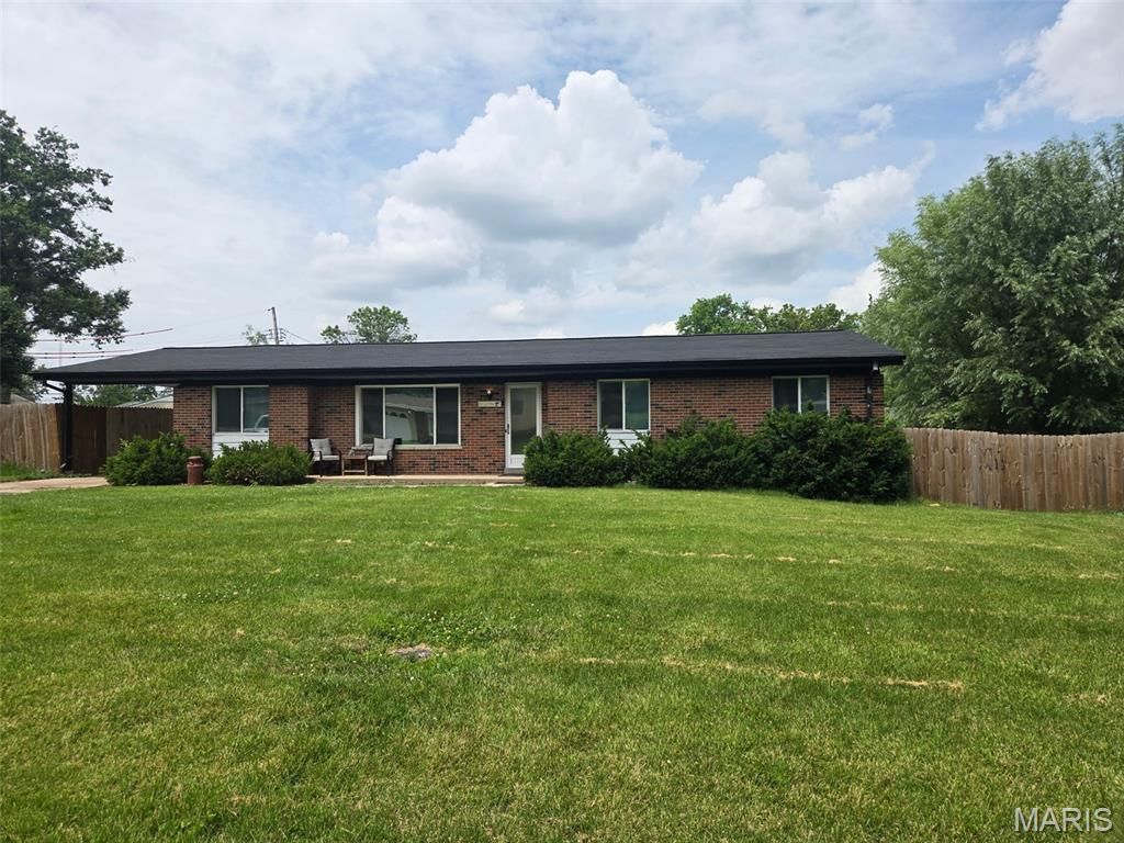 9621 Mesa Drive , Saint Louis, MO 63132 Main Photo